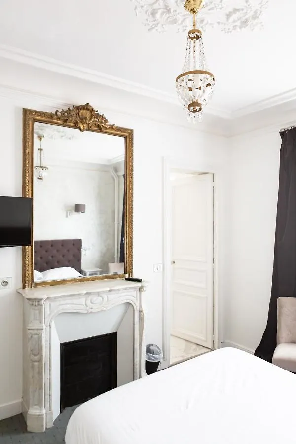 Bonaparte Hotel 3*